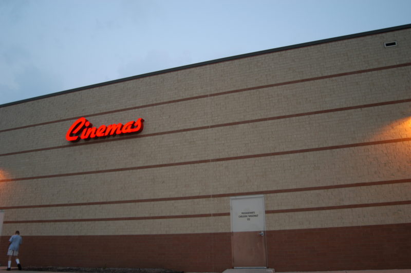 Grand Traverse Cinema (Carmike Grand Traverse 9) - Aug 2003 (newer photo)